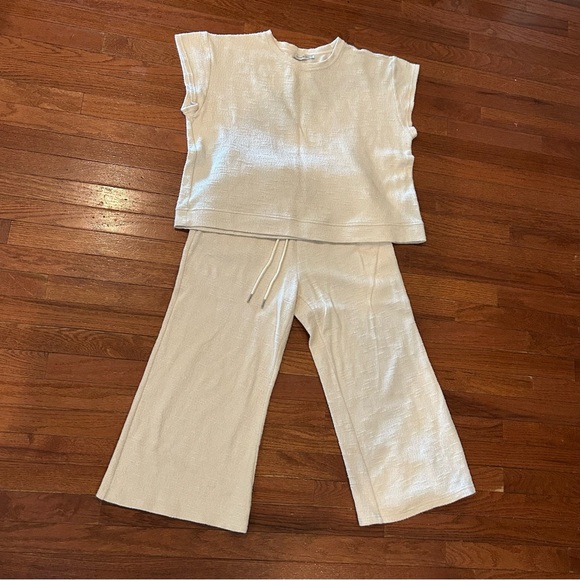 SEE AND BE SEEN Been There Women’s size M Comfy Cream Jumpsuit - Picture 2 of 9